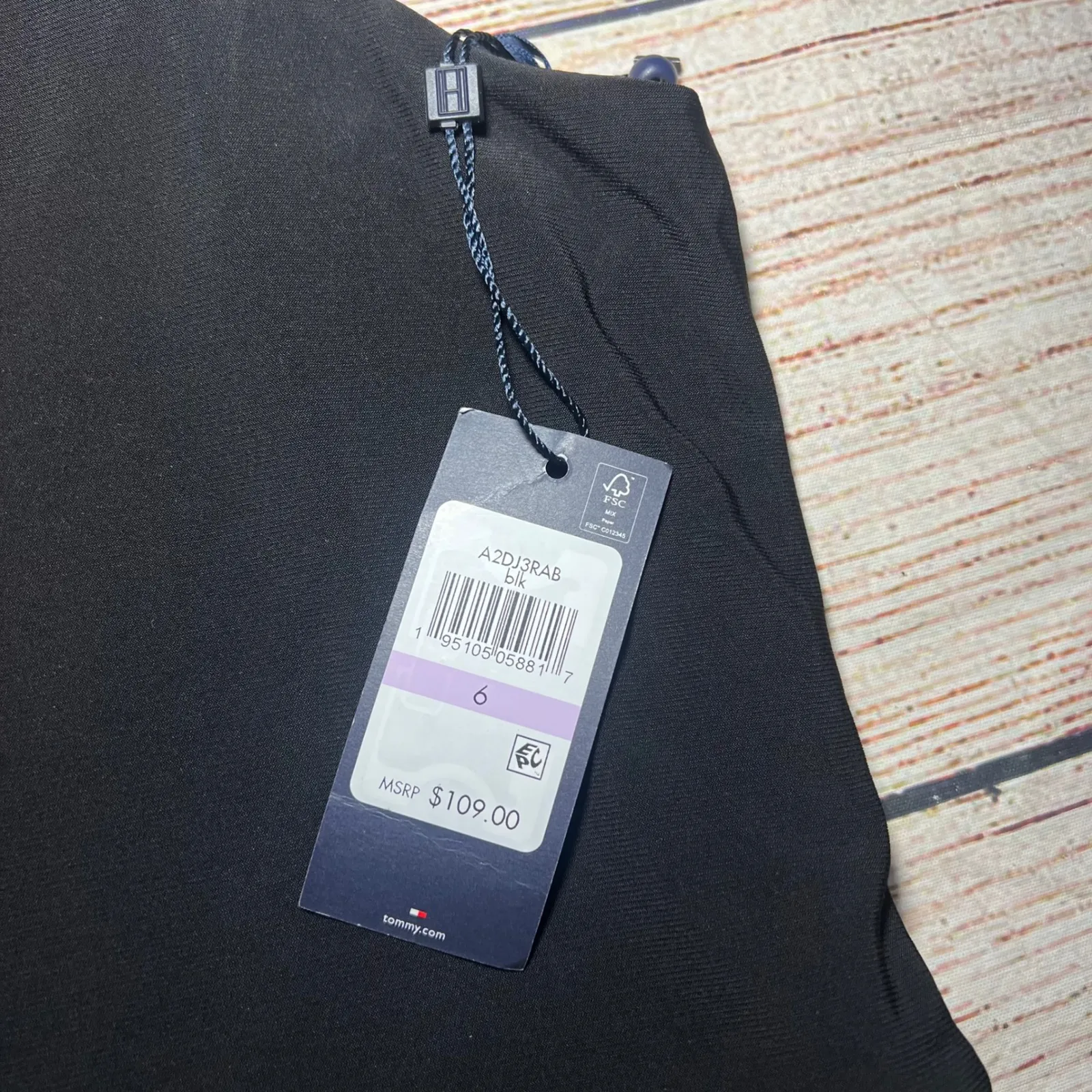 NEW Tommy Hilfiger Black Sleeveless Tiered Ruffle Dress Women's Size 6‎ Elegant - Image 4