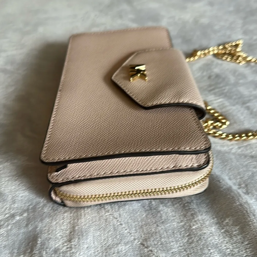 Michael Kors Crossbody Wallet/Clutch - Image 5