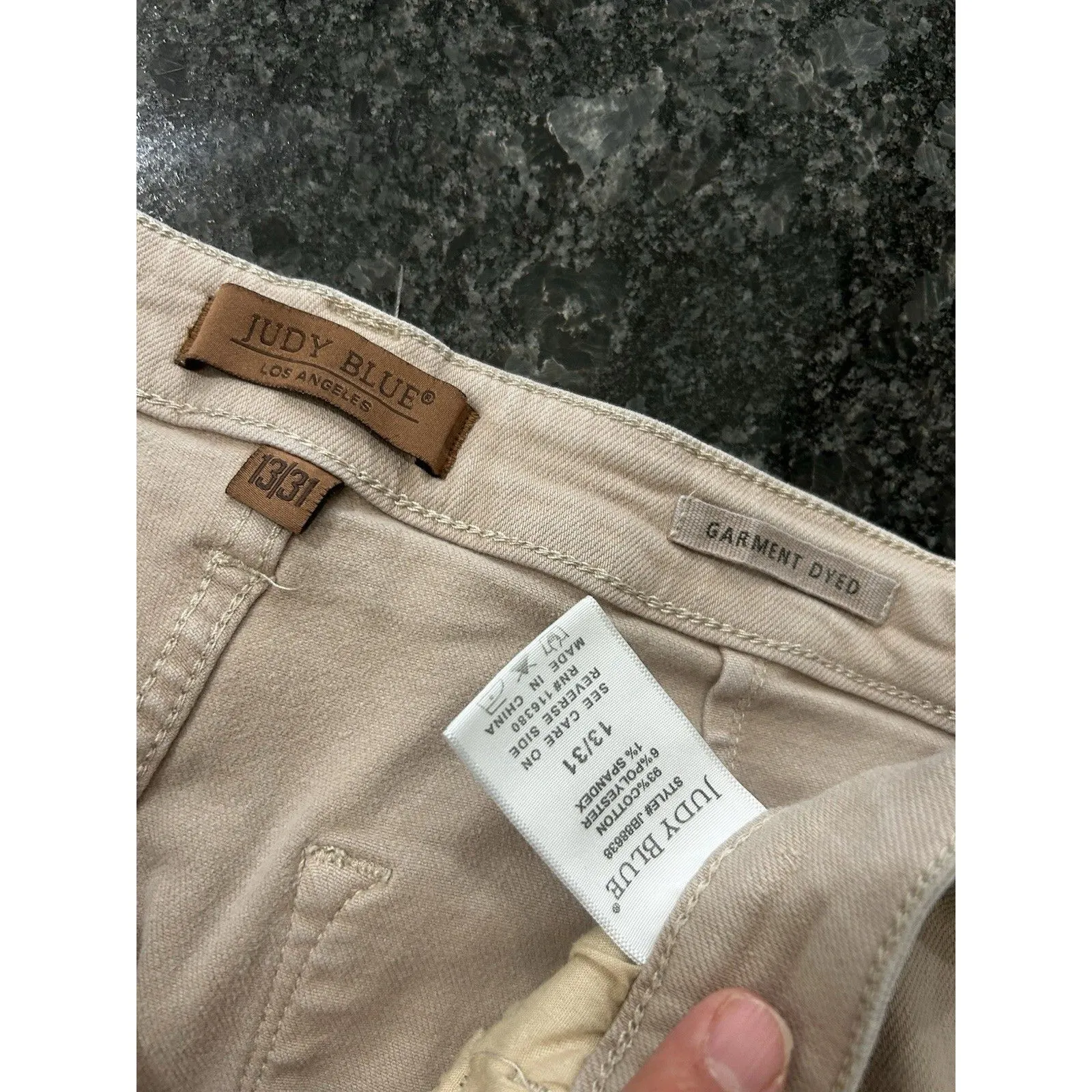 Judy Blue Wide Leg Crop Jeans Women’s  13/31 Tan Beige Garment Dyed Frayed Hem - Image 3