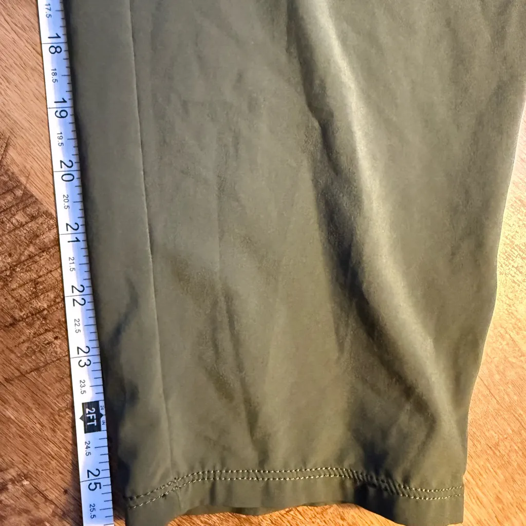 Athleta Brooklyn Ankle Pant - Army Green Size 10 Inseam 26” - Image 11