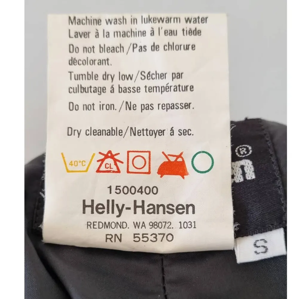 Helly Hansen Black Nylon Life Capris Joggers Size Small - Image 4