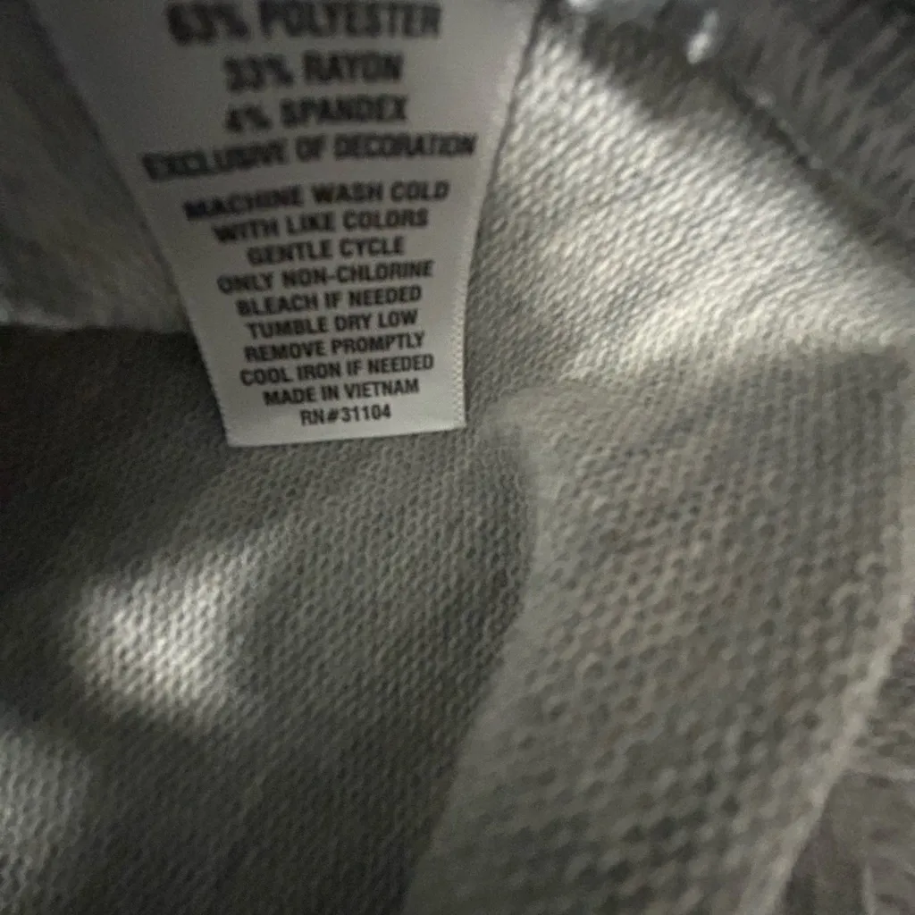 crown & ivy Gray Top with Multicolor Sleeve Trim - Image 5