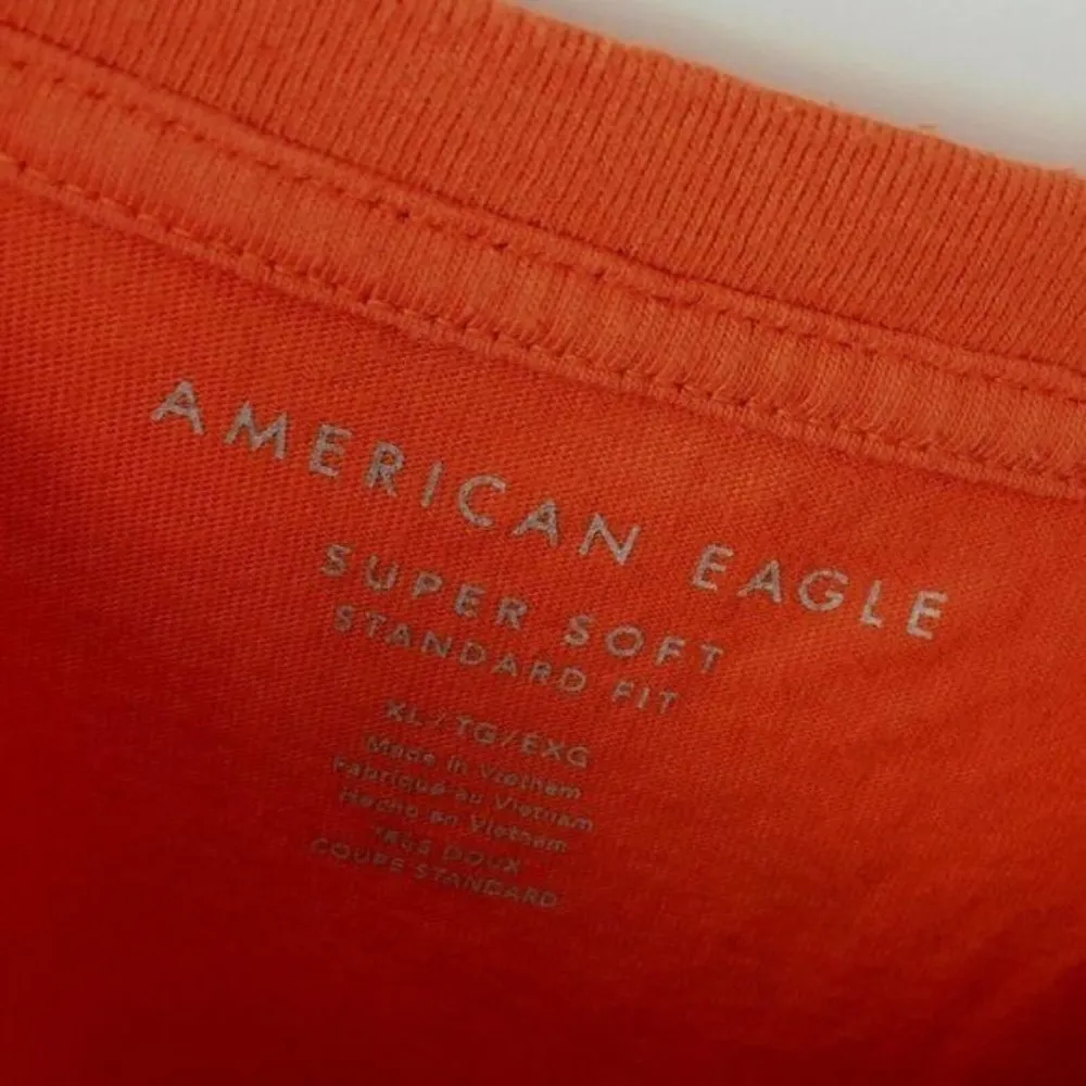 American Eagle Outfitters Super Soft Tee Shirt Logo Standard Fit XL - Image 3