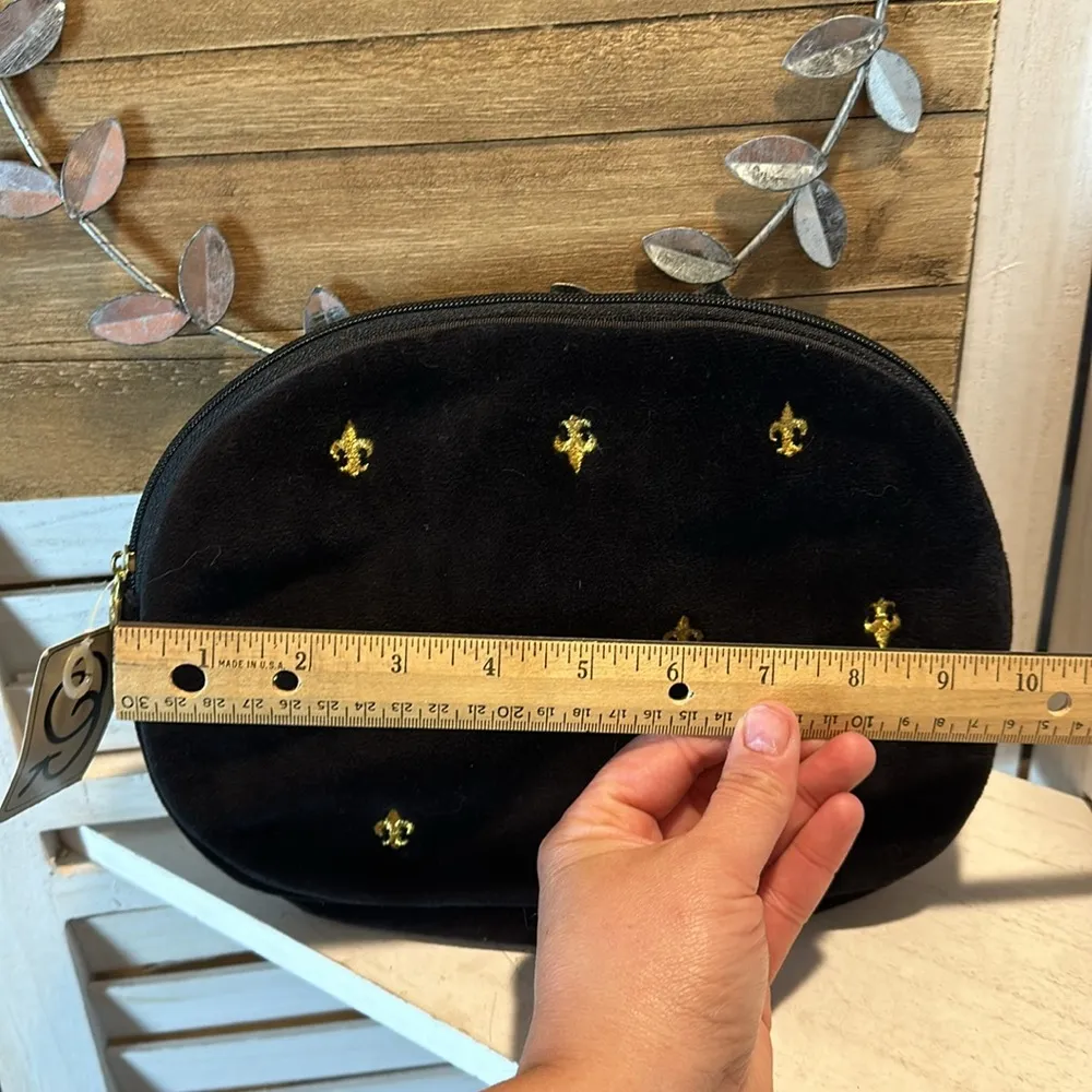 NWT Oscar de la Renta Velvet Cosmetic Bag Black and Gold - Image 8