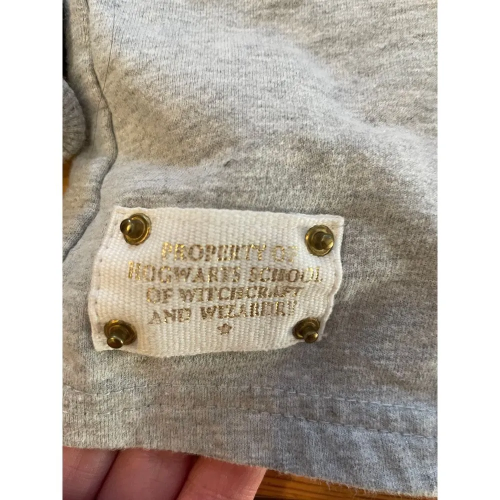 Harry Potter Team‎ Hufflepuff Sweatshirt Gray women's size large - Image 2