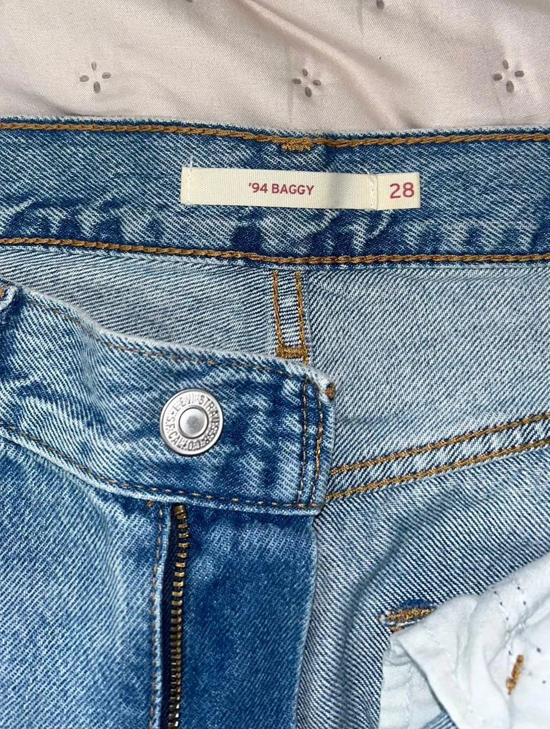 Levi’s 94 Baggy Ripped Jeans - Image 2