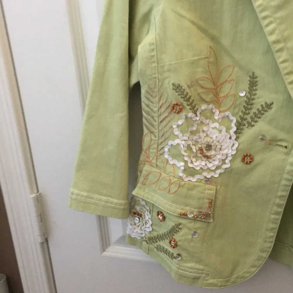 FINAL MARKDOWN LADIES’ hearts of palm Embellished Jacket 8 - Image 2