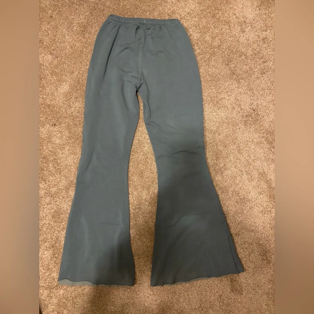 Aerie green flared sweatpants - Image 3