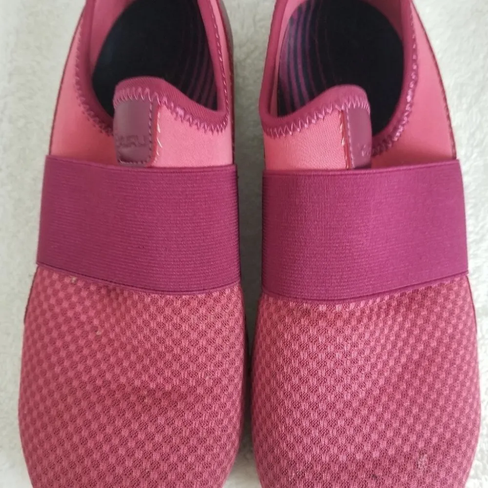KURU Ellie slip on shoes Red Size 10 - Image 3
