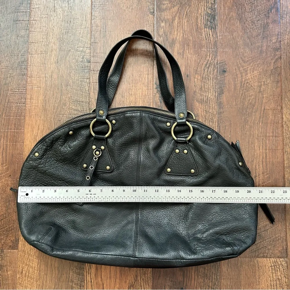 black leather shoulder bag - Image 12