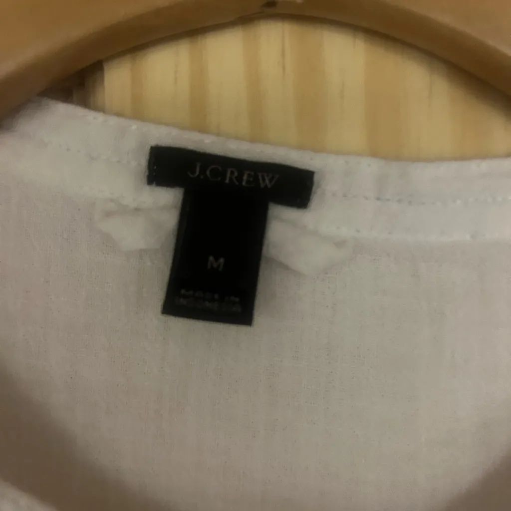 J.Crew White Popover Top size M - Image 2