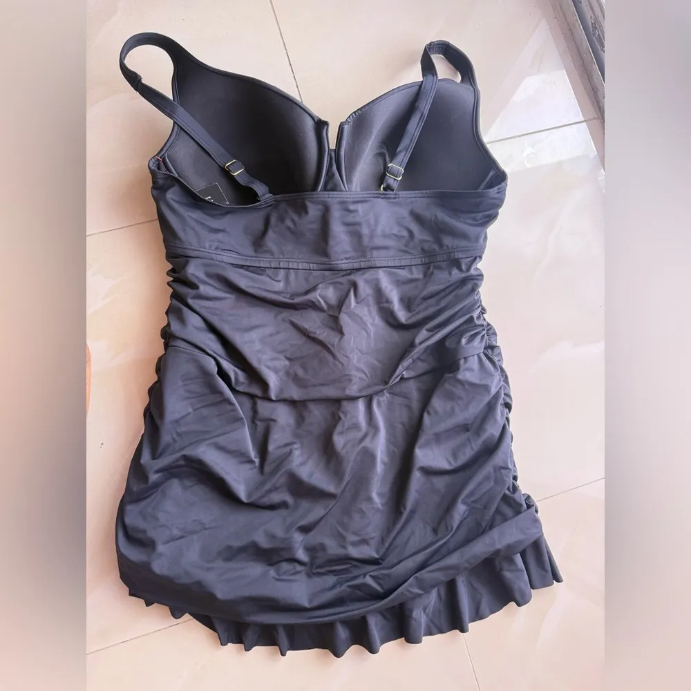 Swimsuits for All NEW Solid Black One Piece RuchedSwimsuit Dress in plus size 22 - Image 11