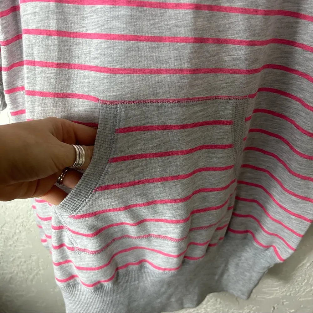 Y2K lei | Lara Tissue Fleece Striped Pullover Top - Image 6