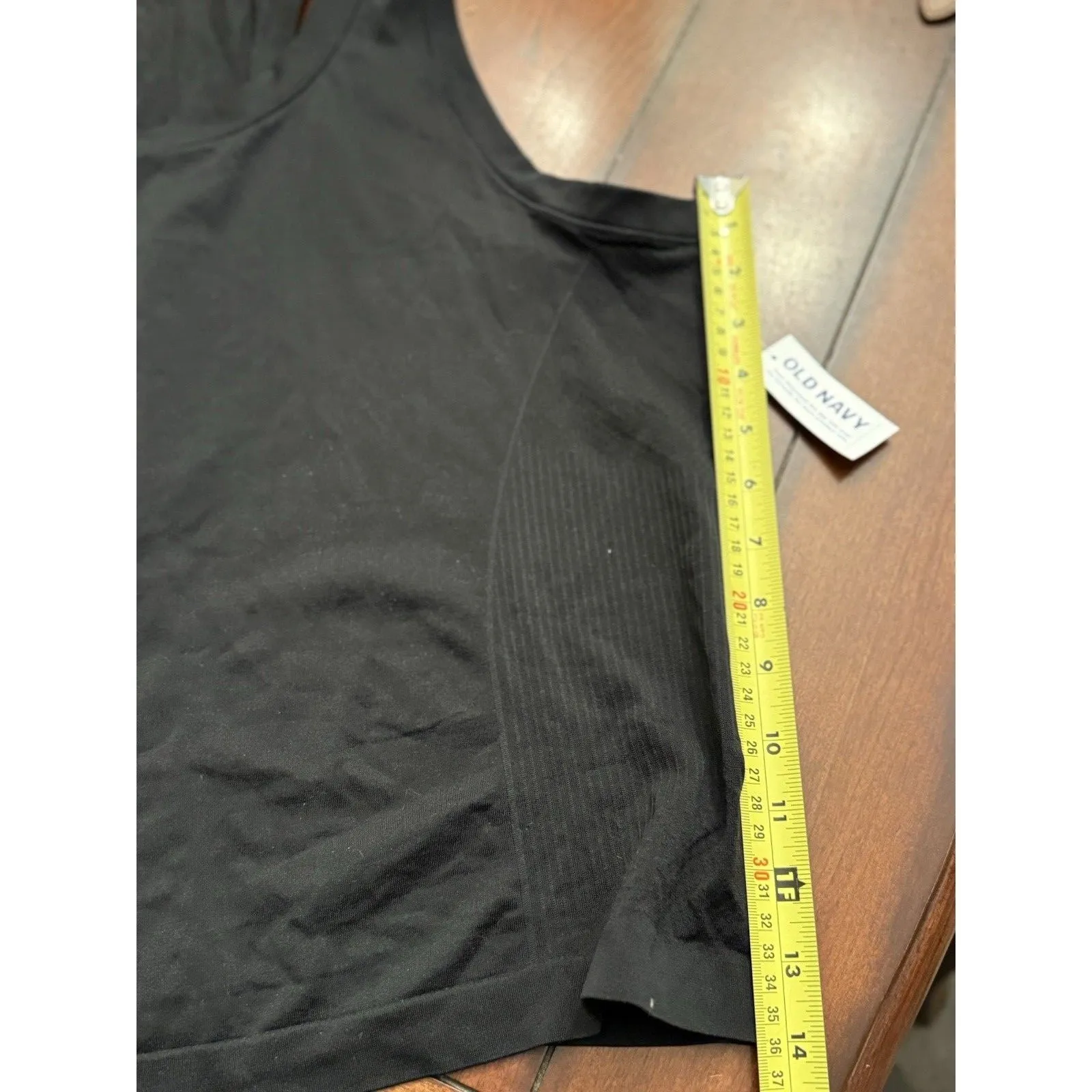 OLD NAVY ACTIVE Women's XXL Seamless Mesh Racerback Performance Tank Top Black - Image 4