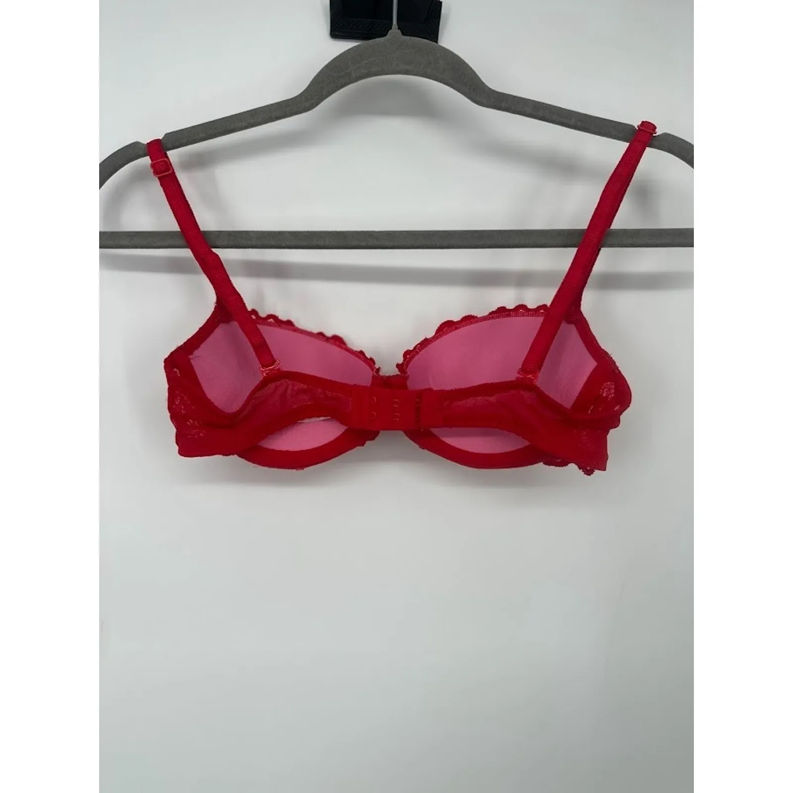PINK Victorias Secret Date Super Push Up Bra Sz 32B Red Lace Intimate Valentines - Image 3