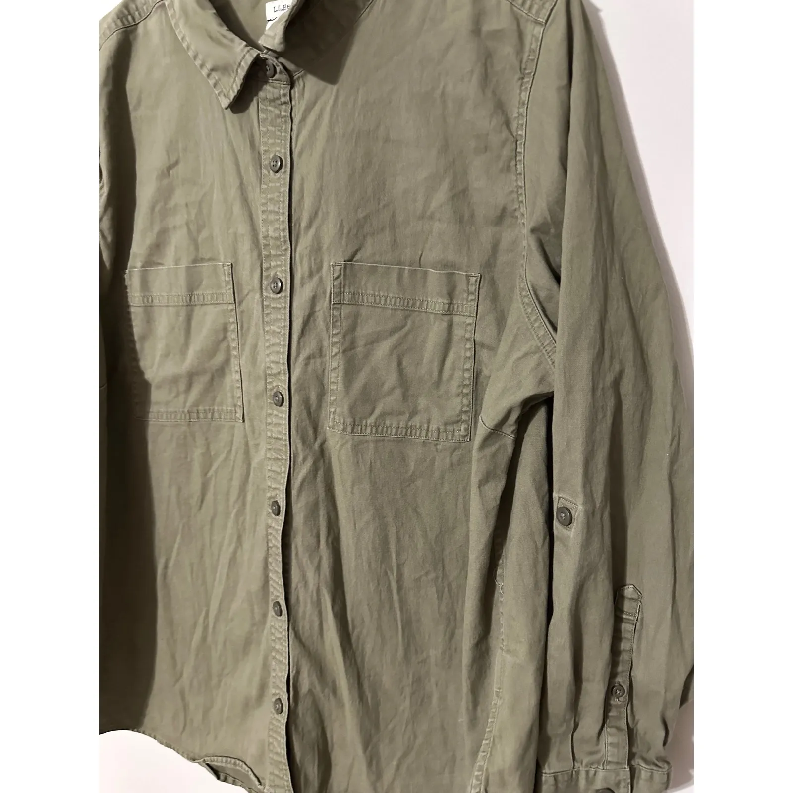LLBean Olive Green Button Up Utility Shirt Women XL Petite Roll Tab Sleeve - Image 2