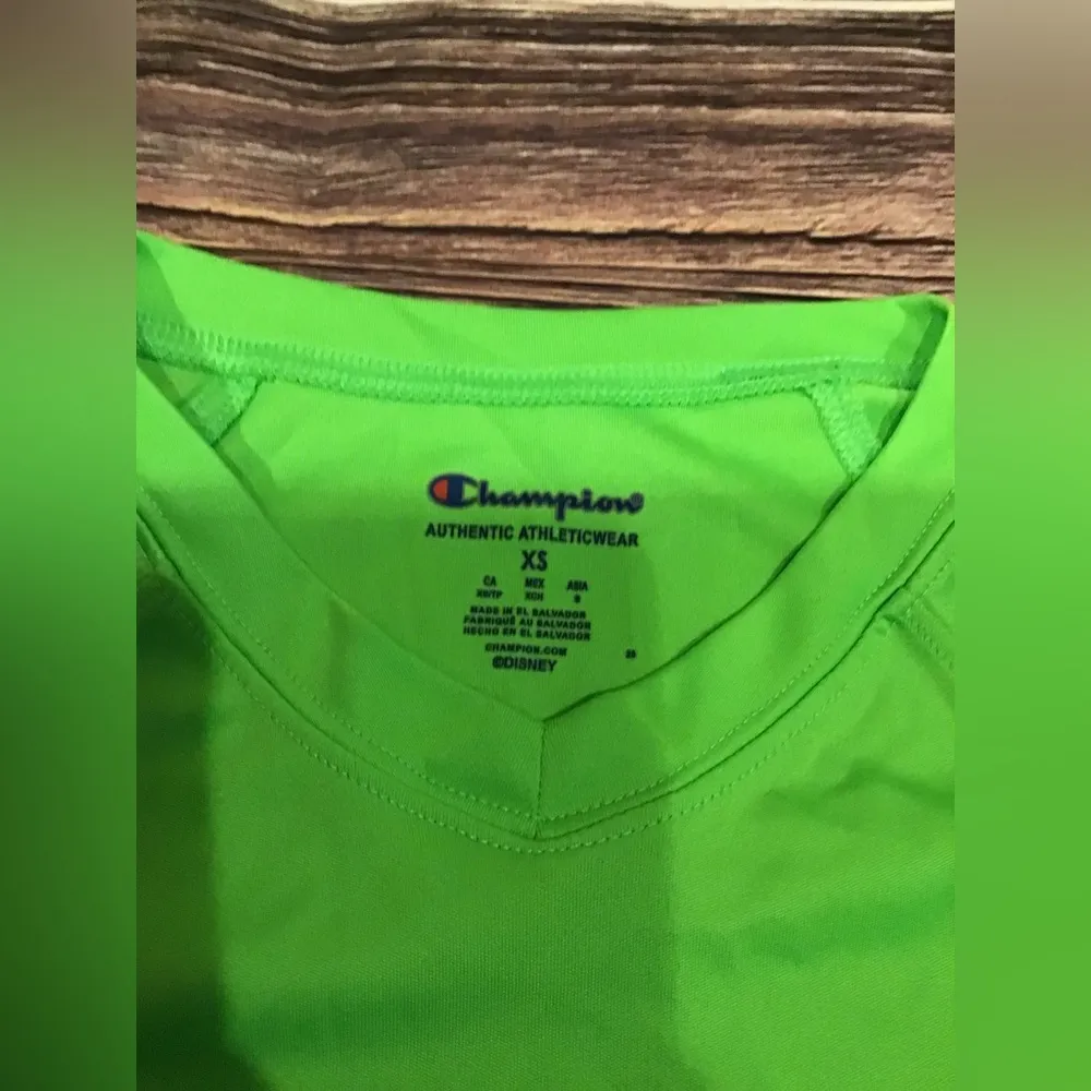 Run disney 2019 princess enchanted 10k womans shirt size XS champion - Image 5