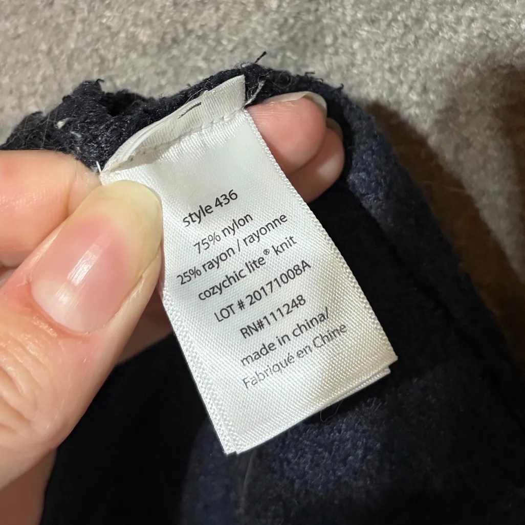 Barefoot dreams cardigan - Image 4