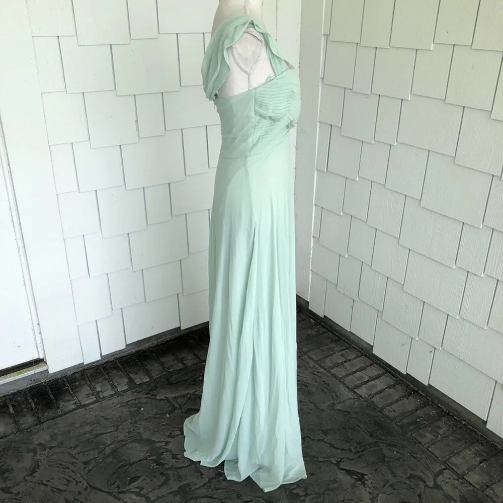 Sequin Hearts Women's Sage Green Off Shoulder Sleeve Chiffon Gown sz Jr's 1 - Image 4