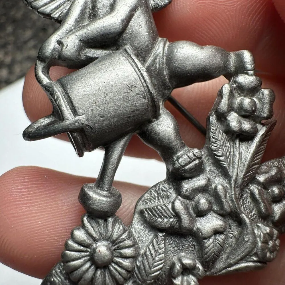 AJC Cherub Angel Watering Flower Plant In Garden Pewter Tone Brooch Pin Signed Silver - Image 4