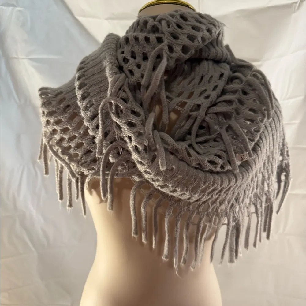 Elegant Grey Knit Fringe Infinity Scarf Gray - Image 3