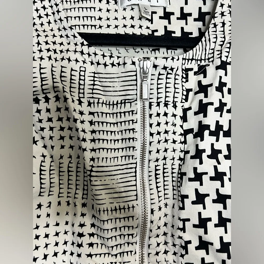 CAbi  Coupe Bomber Jacket Black and Ivory Patchwork Design - Size Large - Image 5