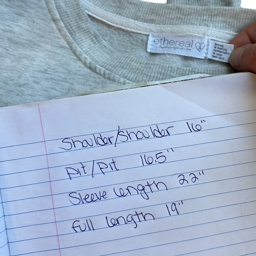 ethereal sweater paper crane small Light gray pullover crewneck, puff sleeves - Image 5