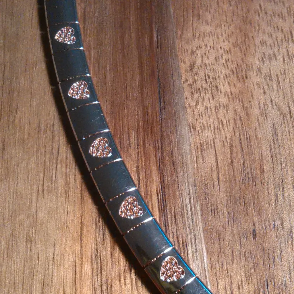 Omega Heart Pattern Collar Ion Plated Rose Gold Over Stainless Steel Necklace - Image 3