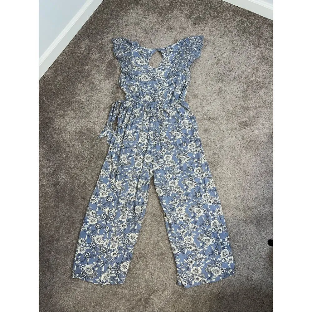 American Eagle Outfitters Eyelet Flutter Sleeves Romper Size MEDIUM - Image 9