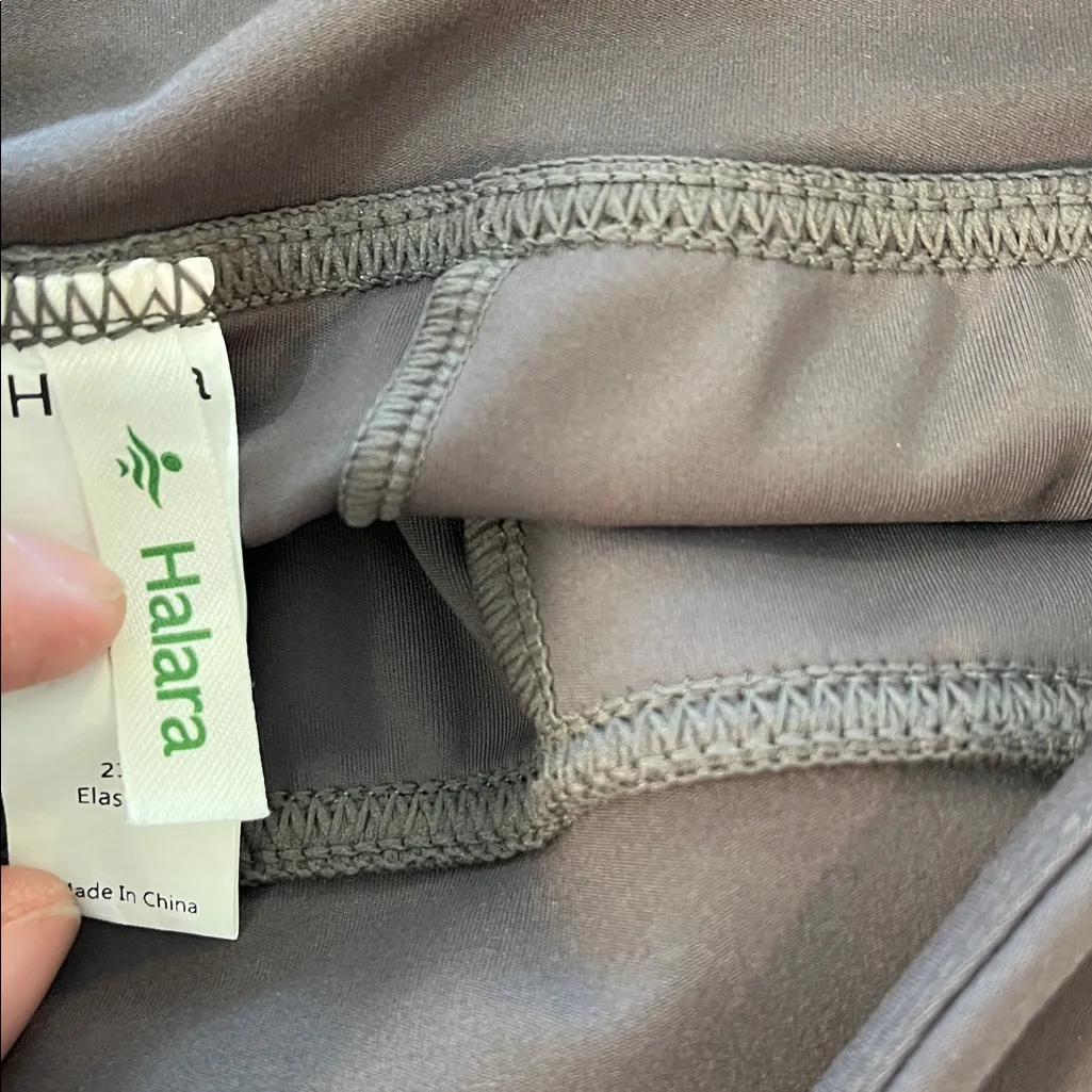 Halara  shirts Size Small - Image 3