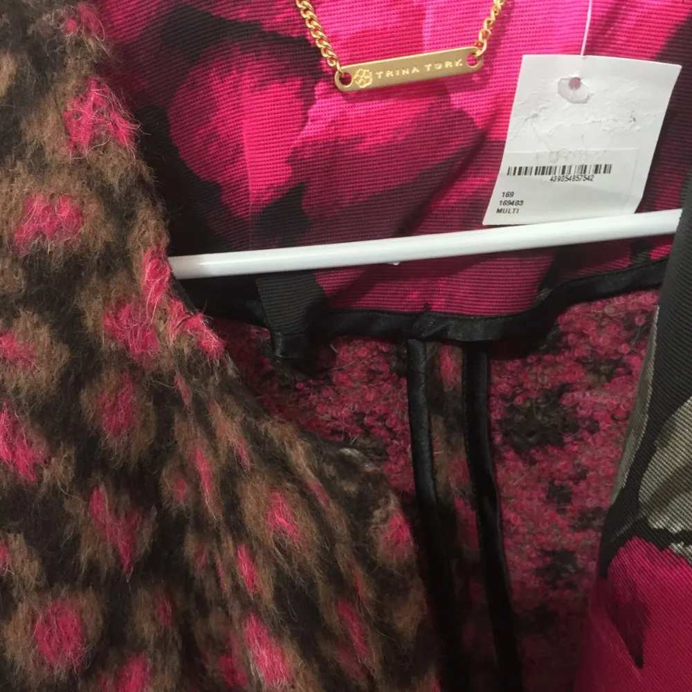 Trina Turk women's size 2 large snap button cheetah print warm textured pea coat - Image 5