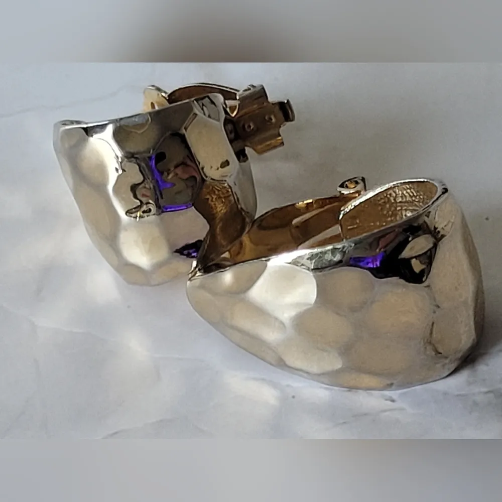 Vintage 80s Gold Silver Tone Hoop Clip On Earrings Stocking Stuffer - Image 4