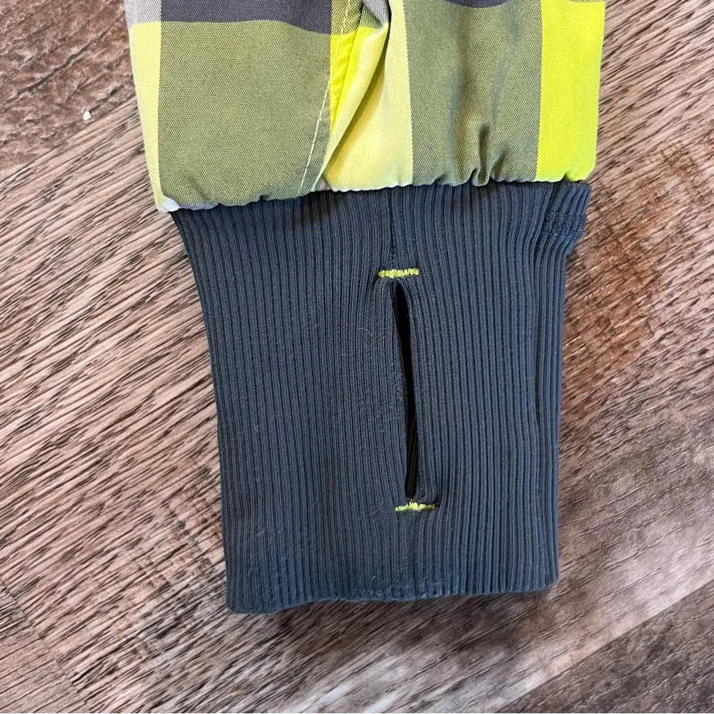 Lululemon Run Track and Field Hooded Jacket Checkered Green and Gray Size 6 - Image 2