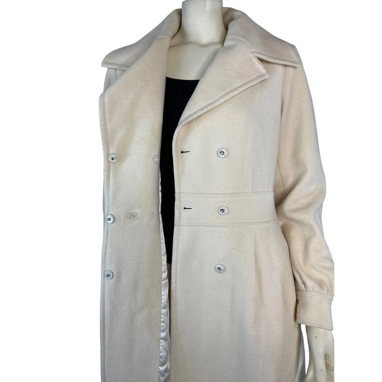 Retro Halogen fitted cream peacoat size medium - Image 9