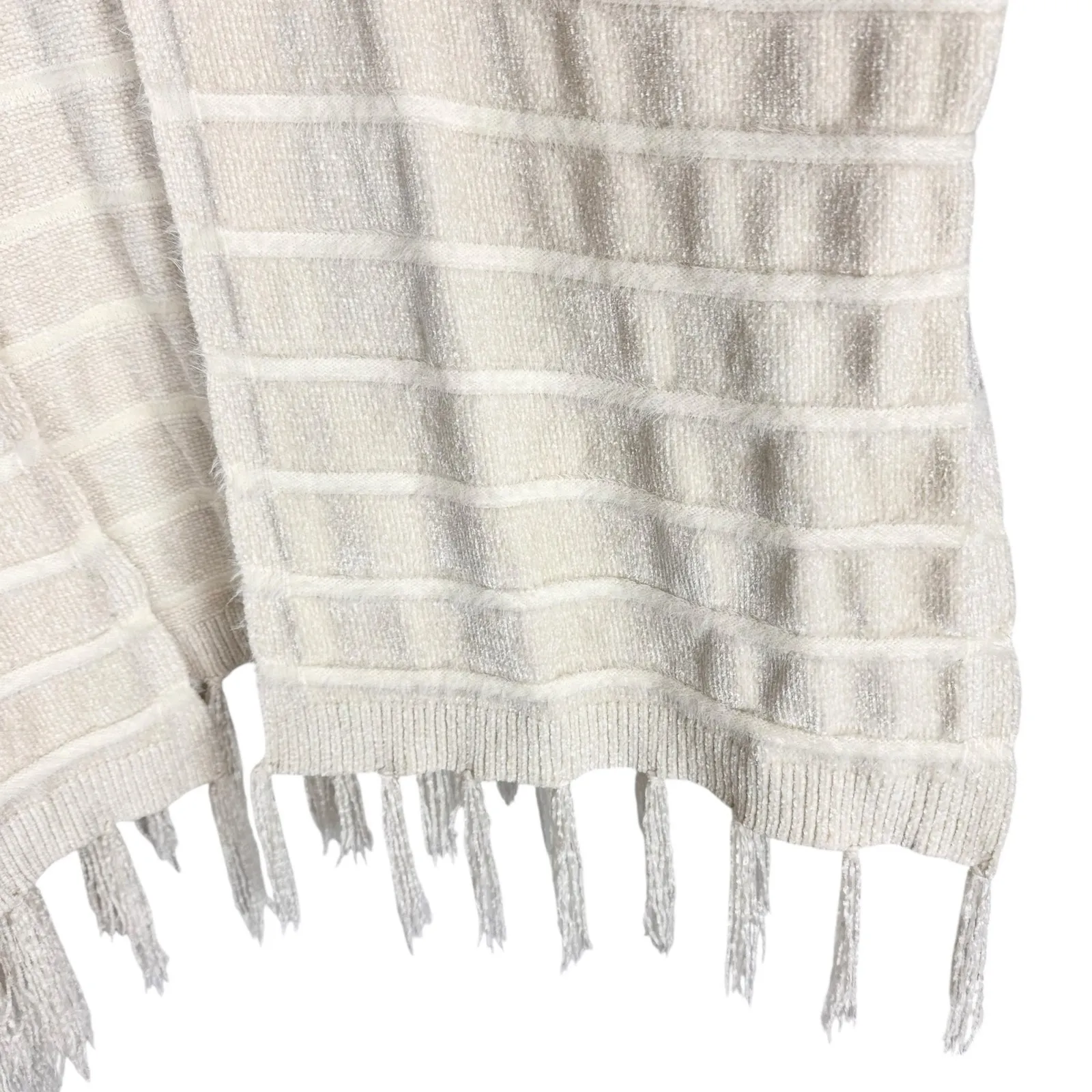 Anthropologie Akemi + Kin Miette Chenille Cozy Kimono Fringe Trim Ecru Free Size - Image 9