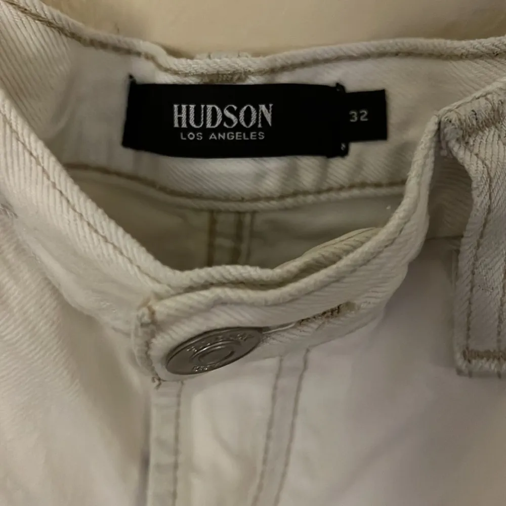 HUDSON Women's Lori High Rise Cut Off Short Size 32 - Image 8