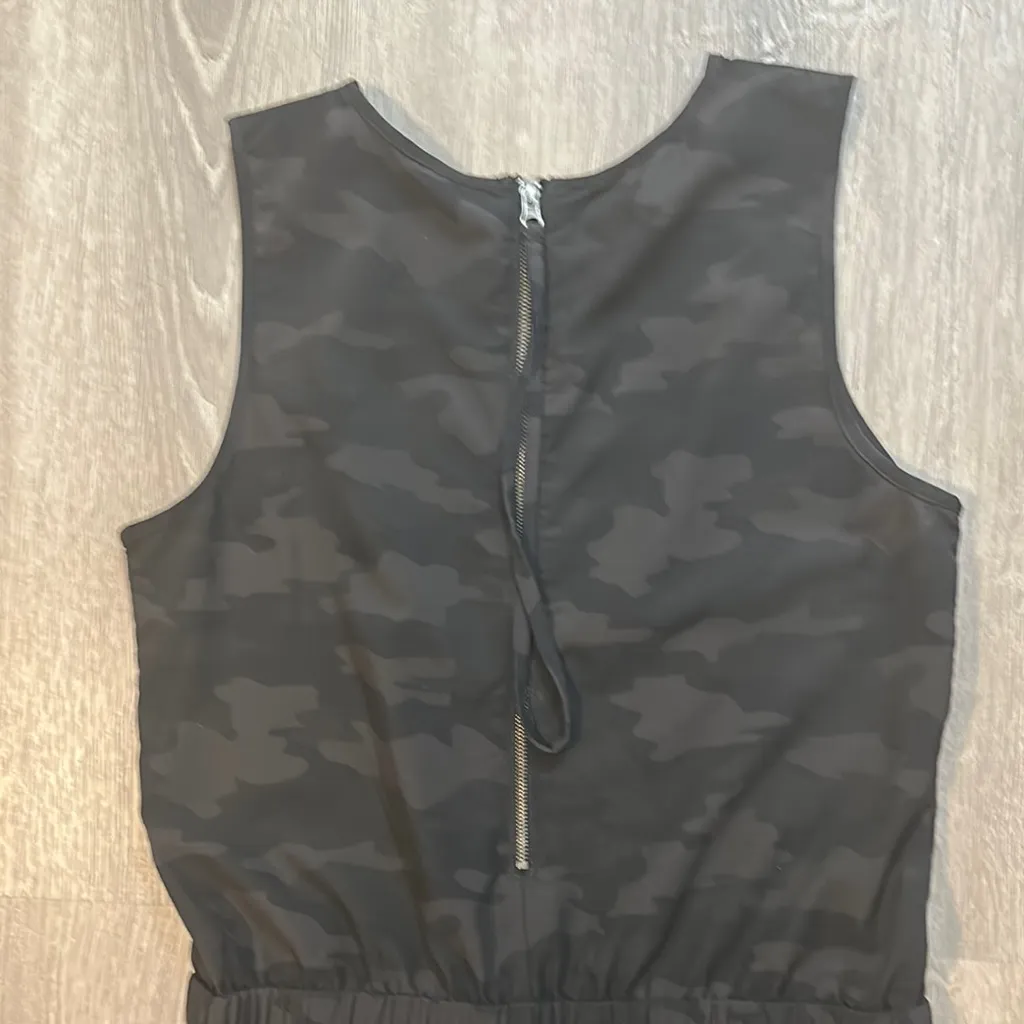 Kyodan Outdoor Women’s‎ XS Black Camo  Sleeveless Zip Back Elastic Waist Romper - Image 13