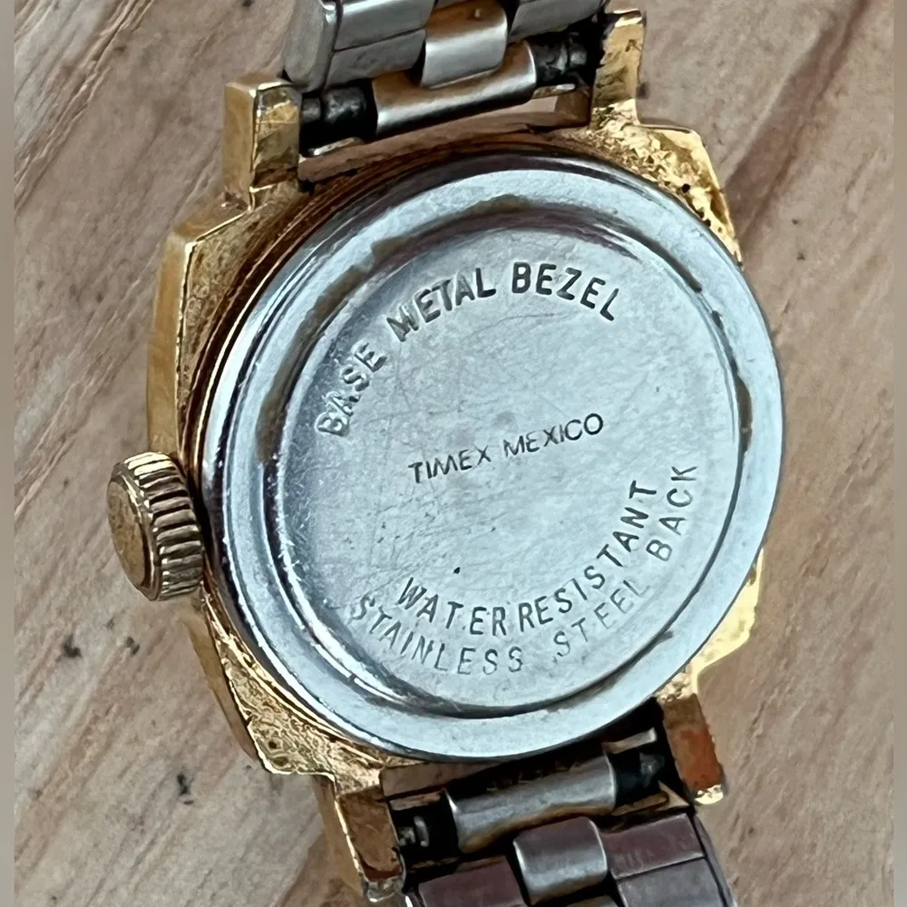 Timex Vintage Mechanical Winding Ladies Watch Gold Case Stainless Dial Bracelet - Image 7