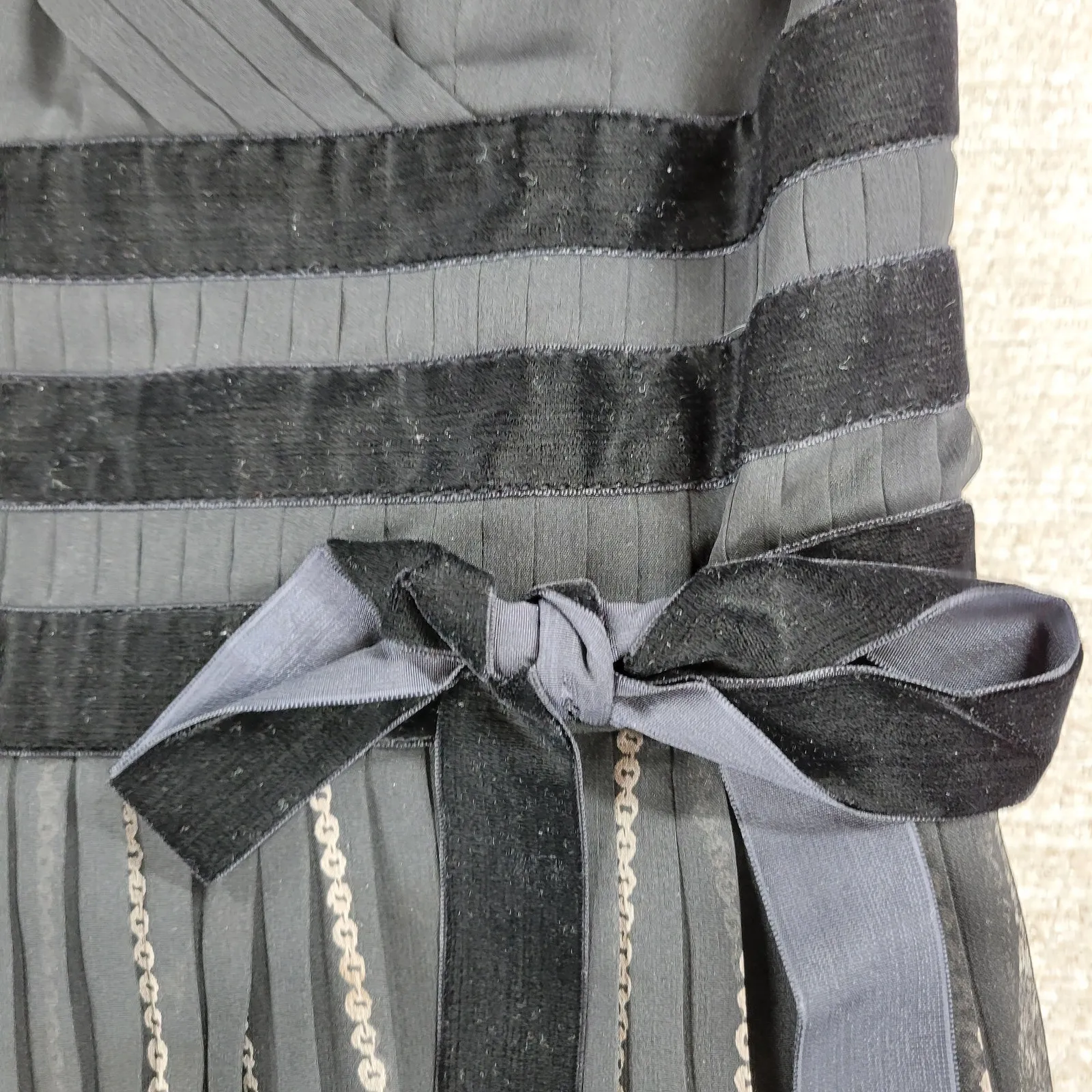 VTG Ann Taylor LOFT Faux Wrap Dress 2 Black Gray Pleated Velvet Trim Coquette - Image 11