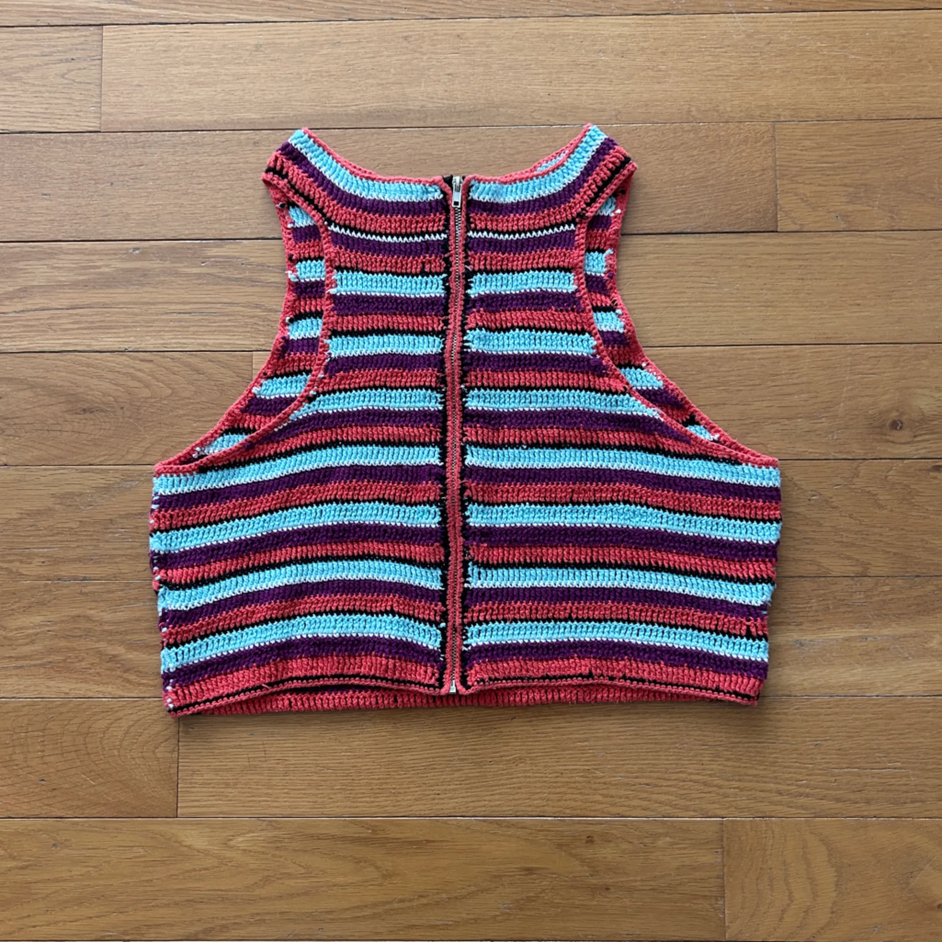 Altar’d State Crochet Crop Top Size Large Sleeveless Yarn Granny Knit Boho Retro - Image 2