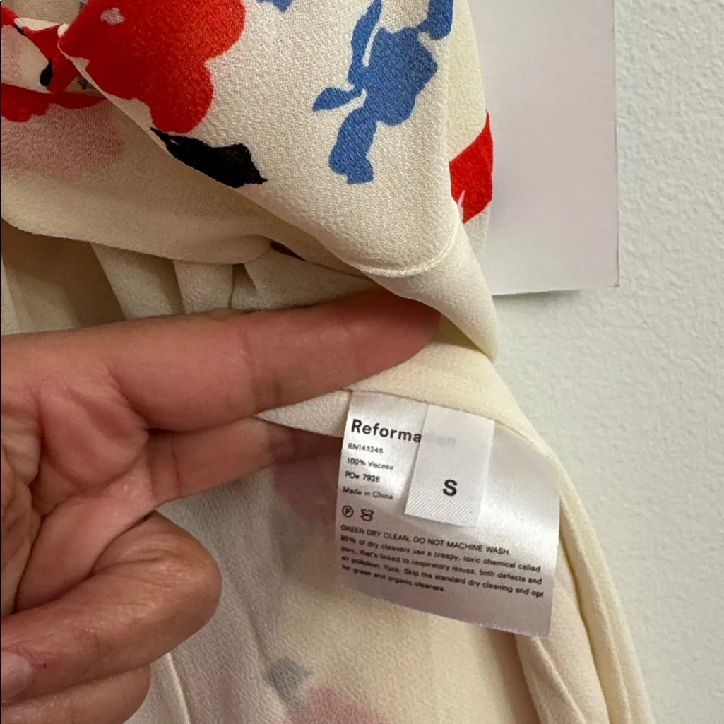 REFORMATION Chagall Cream Red Floral Print NAPA Wrap Midi Crepe Dress sz Small - Image 8
