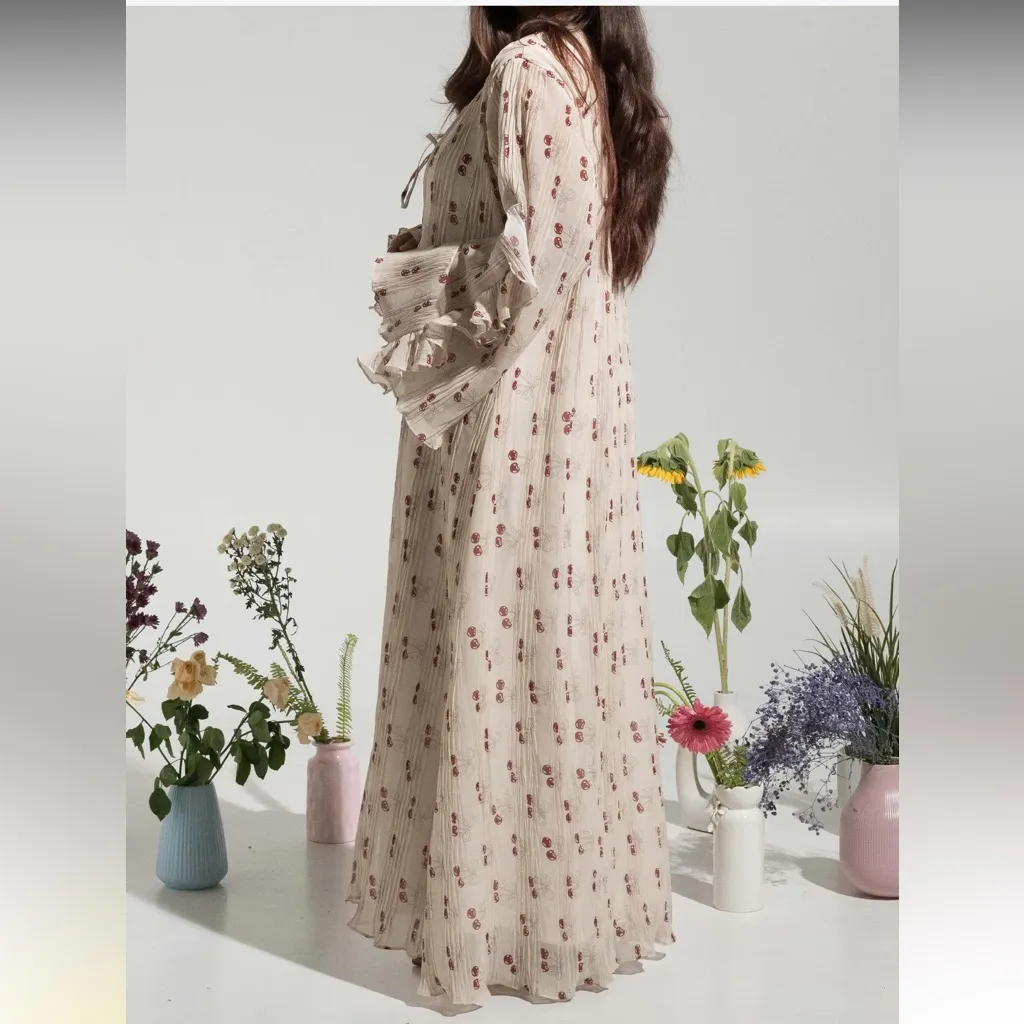 MODEST ESSENTIALS Cherie Shrug - Image 3