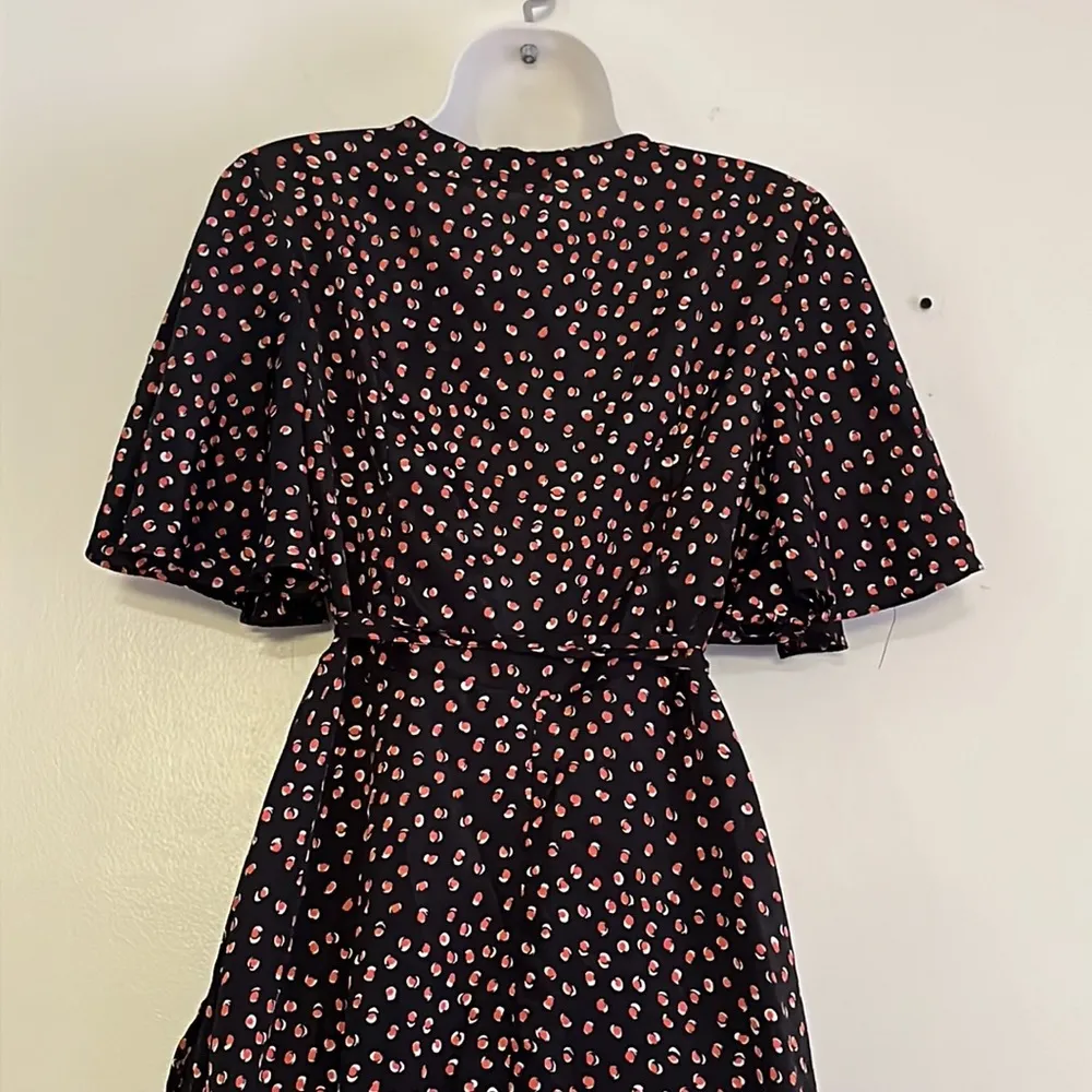 Lucy Wang  wrap dress - Image 6