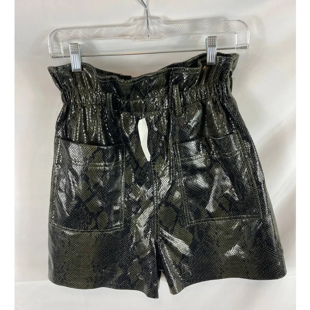 Blank NYC Snakeskin Shorts size 28 - Image 2