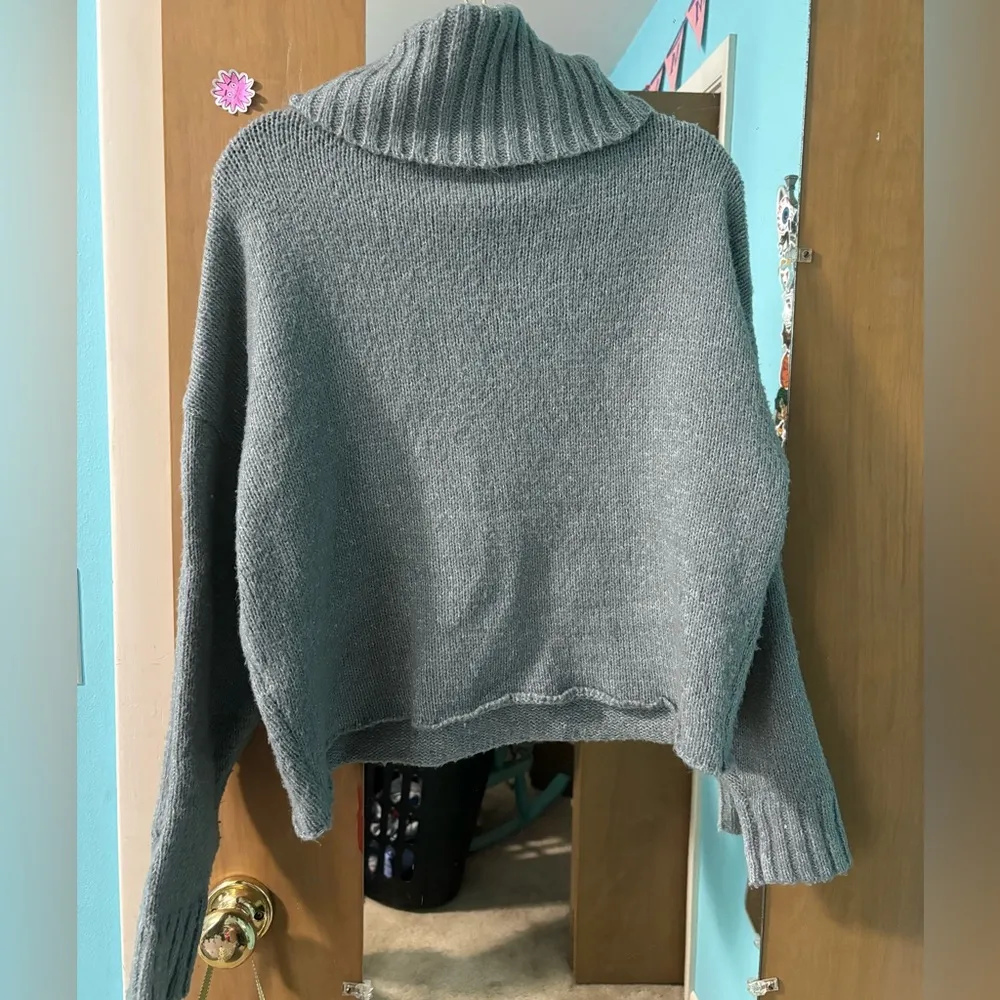 Kendall + Kylie Sweater - Image 3