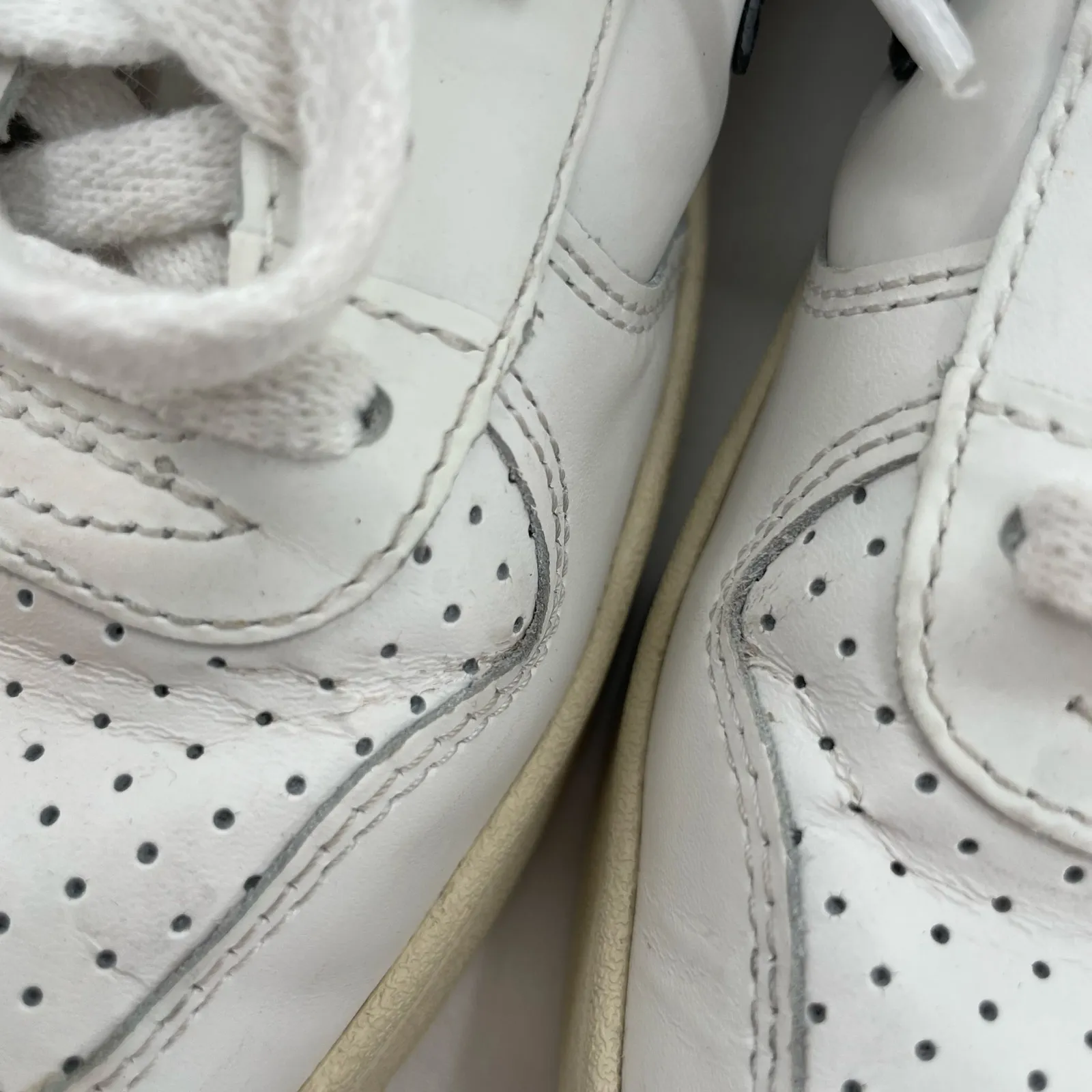 Veja V-10 Leather Sneakers White Black Casual Lifestyle Shoe Size US 8 | EU 39 - Image 13