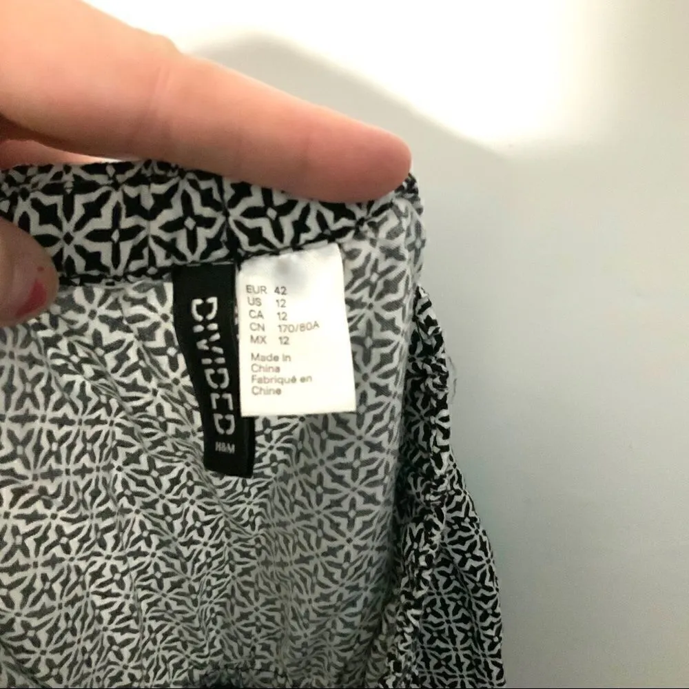 Divided strapless romper black white sz 12 - Image 3