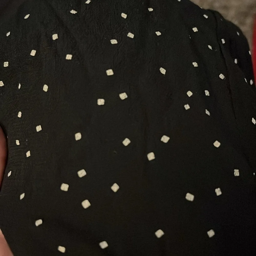 J. Jill Pleated White Square Polka Dot Button Down Shirt - Image 10