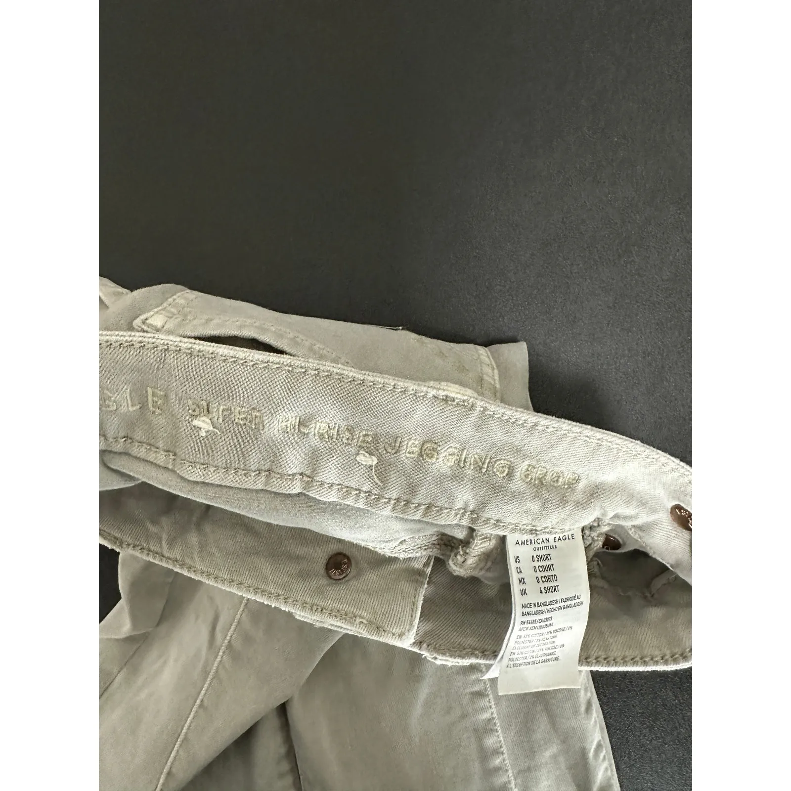 American Eagle Womens Super Hi-Rise Grey Wash Crop Jeggings Size O Short - Image 9