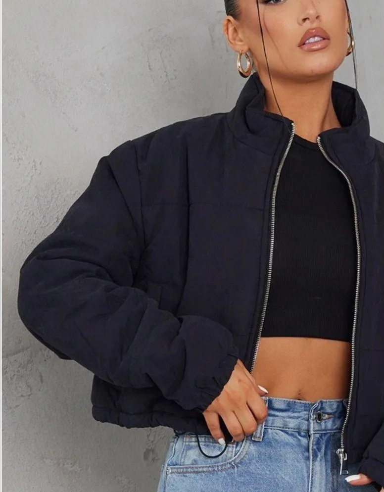 NWT PRETTYLITTLETHINGS- Black Super Cropped peach Skin Puffer size medium - Image 4